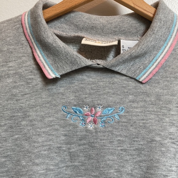 Jaclyn Smith Vintage sweater.    SKU6 - Picture 3 of 4